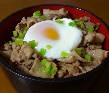 ガッツリ！！豚バラ肉のスタミナ丼